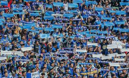 Pelecehan Bendera Suporter Persib oleh The Jakmania Viral Hingga Disorot Media Luar Negeri