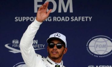 Mesin Mobilnya Loyo, Hamilton Malah Semprot Operator F1