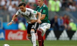 Ayah Minta Ozil Pensiun dari Timnas Jerman