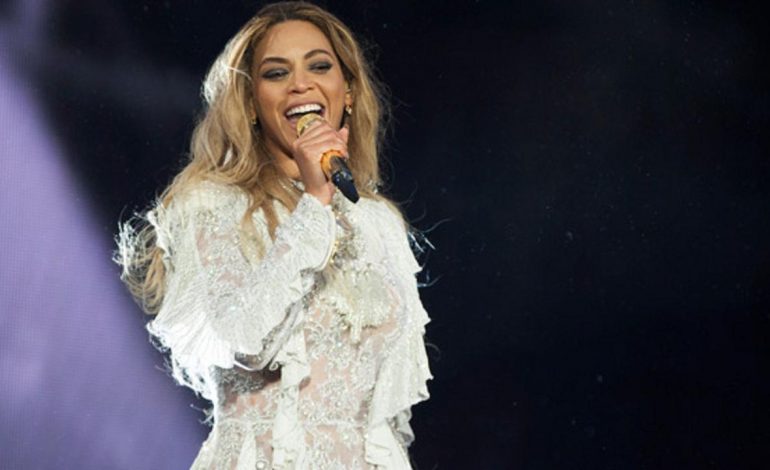 Kenakan Jersey Timnas Prancis, Beyonce Ikut Rayakan Kemenangan Piala Dunia