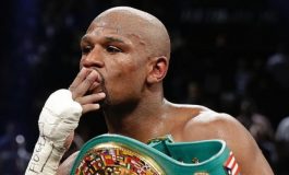 Menjadi Selebritas Terkaya di Dunia, Floyd Mayweather Junior Ucapkan Rasa Syukur