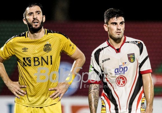 Mantan Bintang Persib Cari Tahu Soal Tenis