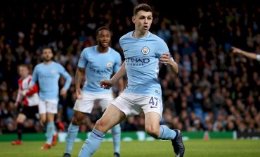 Eks MU Bujuk Phil Foden untuk Tinggalkan Man City