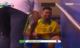 Gabriel Jesus Jelaskan Alasan Mewek dan Pukul Alat VAR Copa America