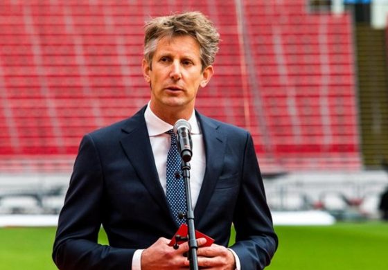 Sukses di Ajax, Edwin van der Sar jadi Kandidat Direktur MU