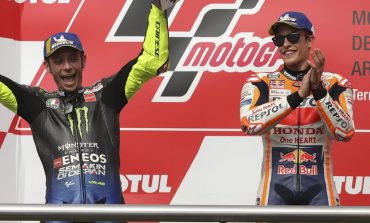 Marquez Dukung Rossi Bertahan di MotoGP