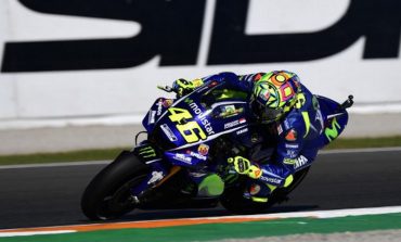 Rossi Lolos dari Cedera, Bos Yamaha: Itu yang Paling Penting