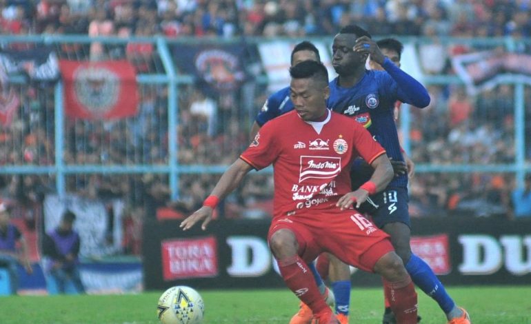 Gara-gara Penalti Gaib Arema FC, Persija Minta PSSI Istirahatkan Wasit Ikhsan Prasetya Jati
