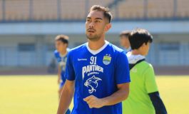 Omid Nazari Belum Tahu Masa Depannya di Persib