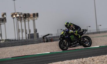 Ban Jadi Penyebab Valentino Rossi Kecelakaan di Hari Ketiga Tes MotoGP Qatar