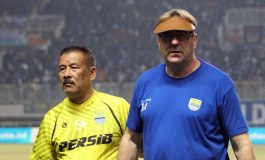 Robert Alberts Kangen Berisiknya Suasana di Stadion