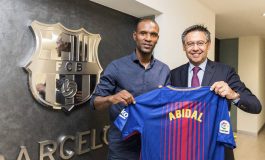 Olympique Lyon Berencana Rekrut Eric Abidal dari Barcelona