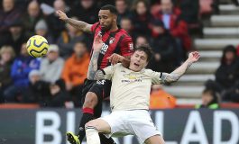 Sudah Ada Victor Lindelof, Perlukah MU Beli Bek Baru untuk Tandem Harry Maguire?