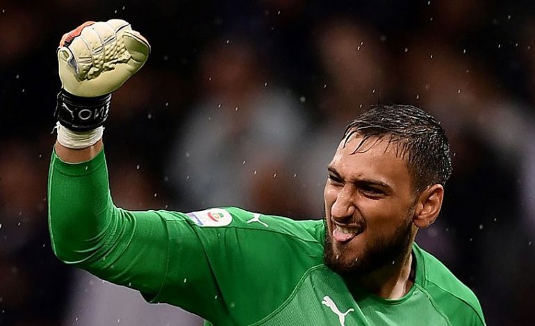 Rossi Minta Donnarumma Bertahan di AC Milan