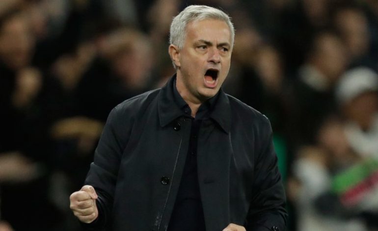 Jose Mourinho Pernah Ancam Jual Nemanja Matic karena Tampil Buruk di Laga Pramusim