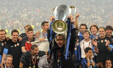 Mourinho Masih Heran tak Ada Pemain Inter yang Menang Ballon d'Or 2010