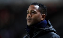 Skuat Barcelona Minta Patrick Kluivert Gantikan Quique Setien