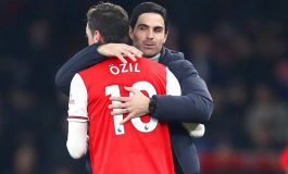 Ozil Diklaim Sudah tak Masuk Rencana Arteta