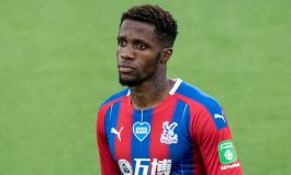 Crystal Palace Diskon Harga Jual Wilfried Zaha, MU Berminat?