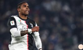 Arsenal dan Juventus Berniat Barter Alexandre Lacazette dengan Douglas Costa