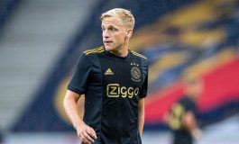 Van de Beek Lebih Tertarik Berkarier di Inggris Ketimbang ke Barcelona dan Real Madrid