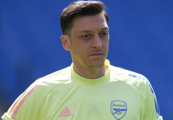 Mesut Ozil Tak Pernah Tampil Dalam 17 Laga, Mikel Arteta Beri Penjelasan