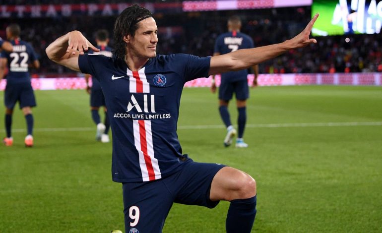 Real Madrid Tertarik Tampung Edinson Cavani