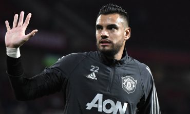 Sergio Romero Menuju Pintu Keluar Manchester United