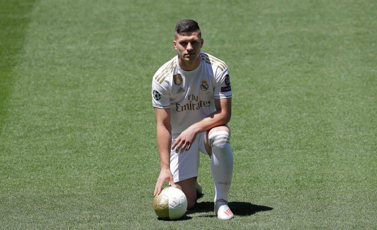 Tak Betah di Real Madrid, Luka Jovic Cari Klub Baru