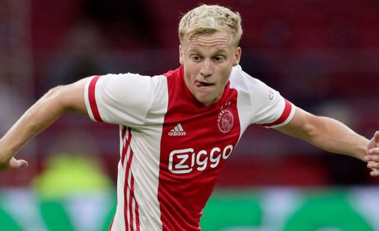 Virgil van Dijk Dukung Donny van de Beek Gabung Manchester United