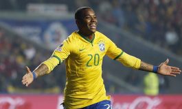 Pulang ke Santos, Robinho Rela Diberi Gaji Kecil