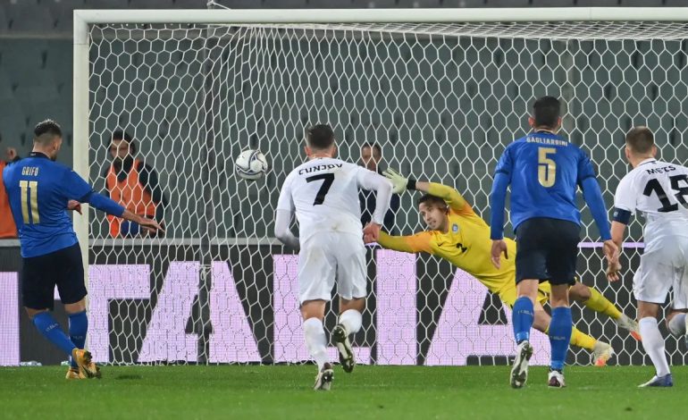 Italia vs Estonia: Azzurri Menang 4-0