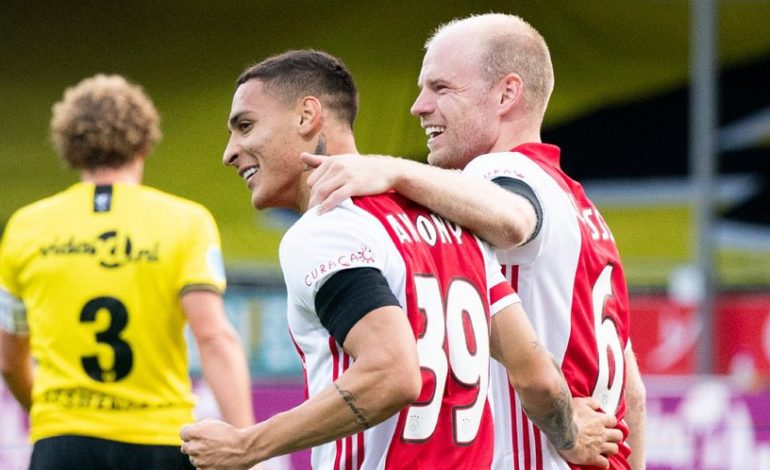 Liga Champions: 11 Pemain Ajax Positif Covid-19, Hanya Bawa 17 Pemain ke Denmark