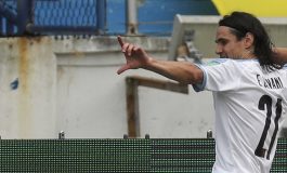 Edinson Cavani Berulang Kali Tolak Juventus dan Inter Milan, Ada Apa Gerangan?