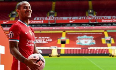 Sudah Berlatih, Thiago Alcantara Belum Mau Bicara Tanggal Comeback di Liverpool