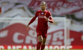 Fans Liverpool Bisa Tersenyum Dengan Kabar Terbaru Van Dijk