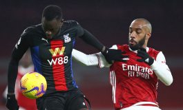 Arsenal vs Crystal Palace Tuntas Tanpa Pemenang