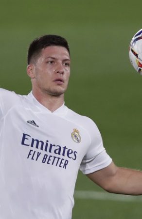 5 Pemain Frankfurt yang Berpotensi Jegal Real Madrid di Piala Super Eropa