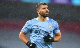 Barcelona Melirik Sergio Aguero