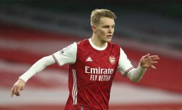 Bukayo Saka Lempar Pujian untuk Odegaard: Luar Biasa!