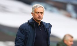 Dipecat Tottenham, Mourinho Tinggalkan Torehan Buruk Ini