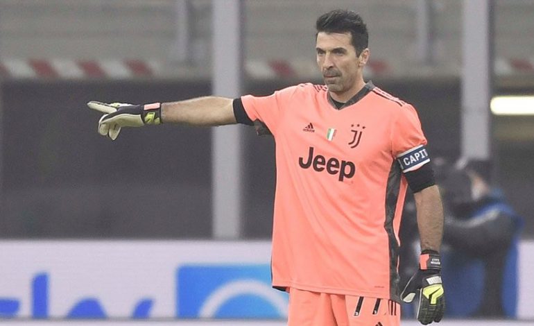 Cabut dari Juventus, Gianluigi Buffon Woles Tentukan Masa Depannya