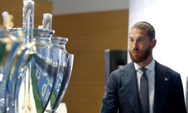 Ditolak Duo Manchester, Sergio Ramos Menuju ke PSG?
