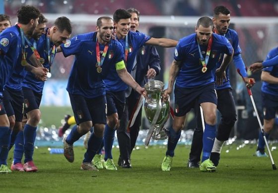 Legenda Inggris Soal Duet Bonucci dan Chiellini: Punya Seni Gelap Dalam Bertahan