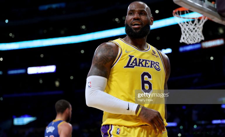 Lebron James Jaga Asa Lakers Untuk Masuk Playoffs NBA, Setelah Kalahkan Warriors