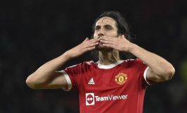 Edinson Cavani Akan Absen Lama di Manchester United Karena...